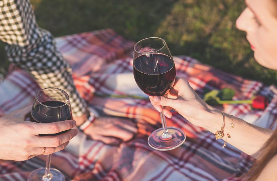 Top Summer Wines to Buy Online in 2017